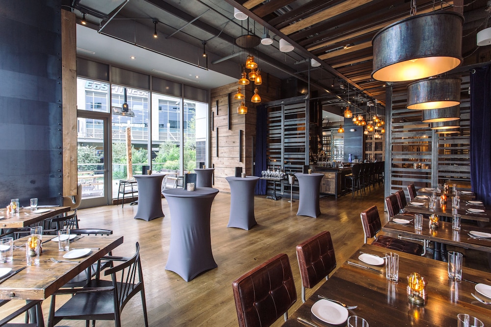 Kimpton Hotel Palomar Phoenix Cityscape by IHG - photo 63