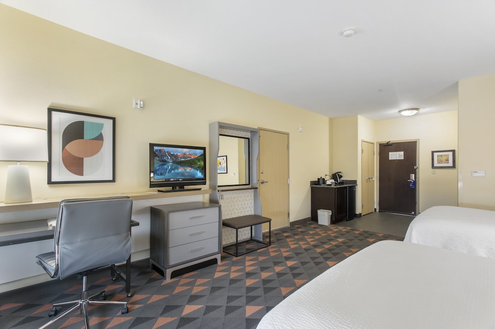Holiday Inn Hotel & Suites Waco Northwest by IHG - photo 16