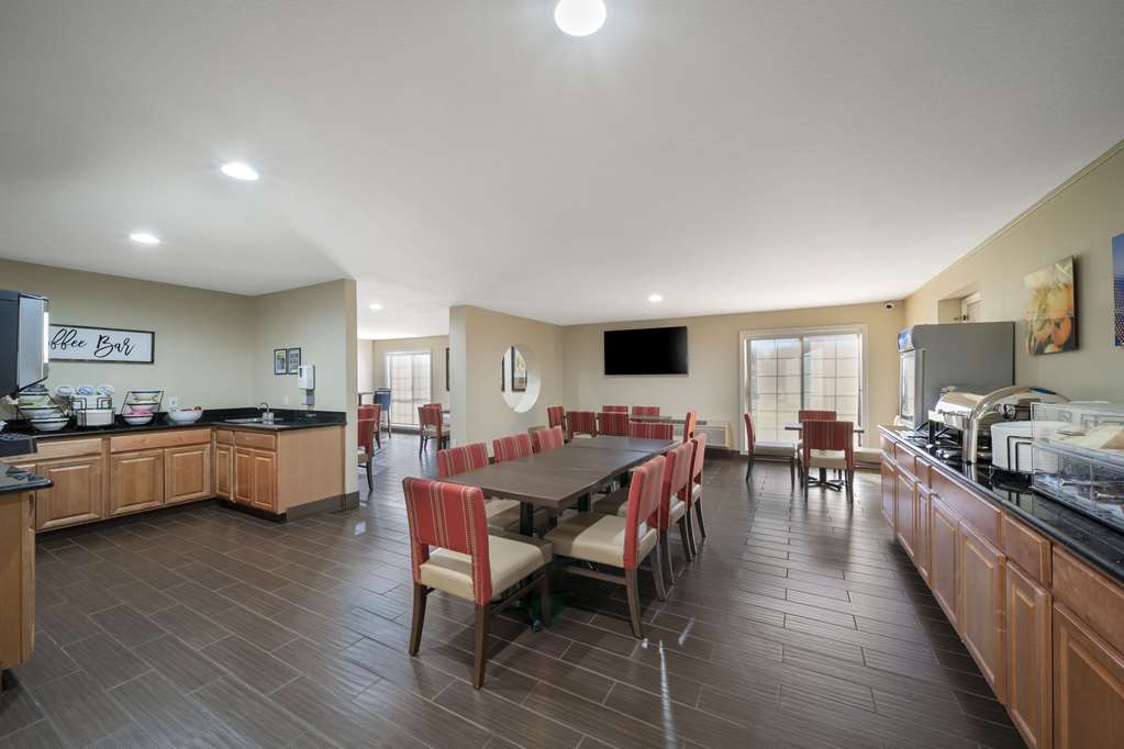 Comfort Suites Red Bluff near I 5 - photo 35