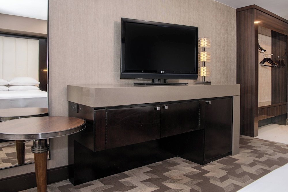 Beverly Hills Marriott - photo 35