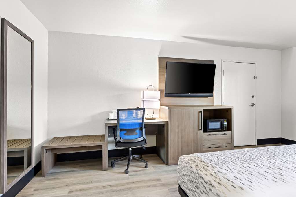 Surestay by Best Western Phoenix Airport near Downtown - photo 18