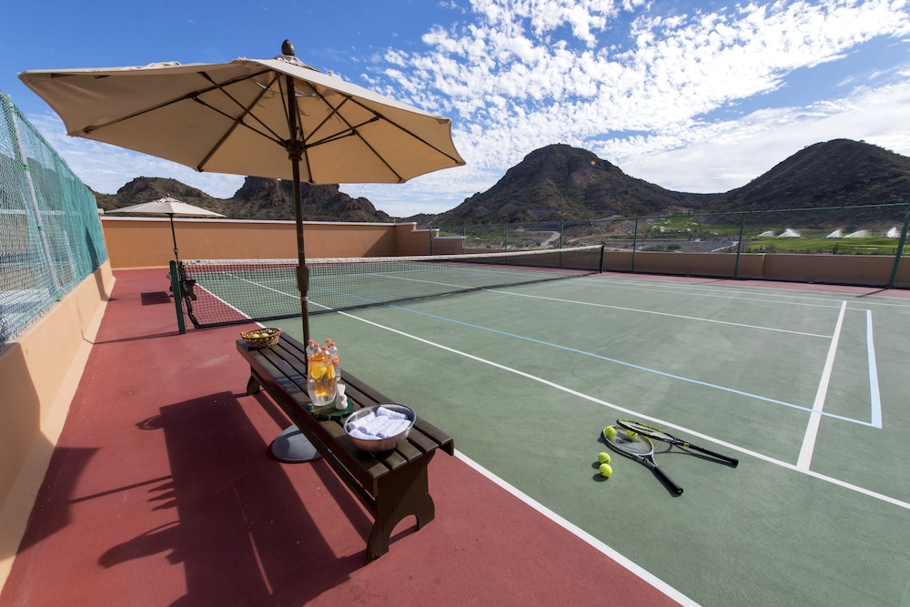 Tennis court