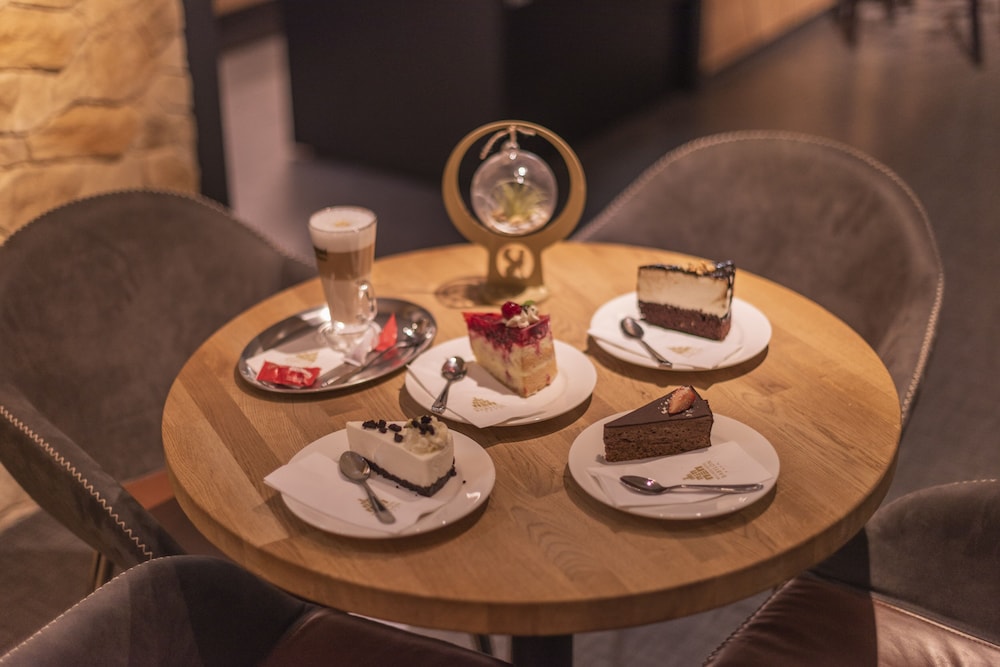 Wellness Hotel Babylon — Liberec — photo 3