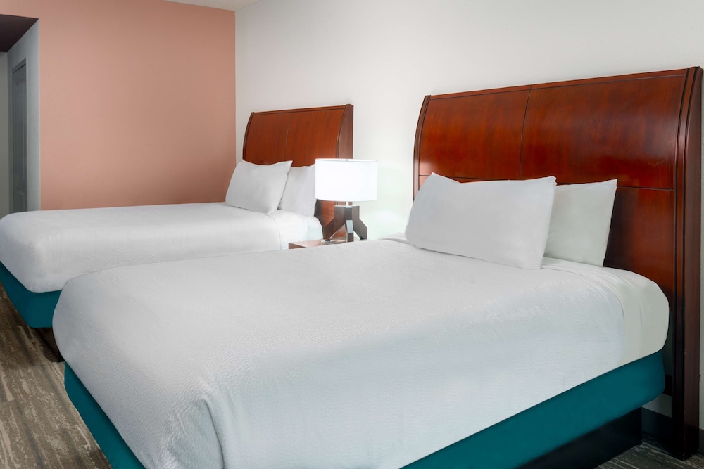 Hilton Garden Inn Tampa Riverview Brandon - photo 15