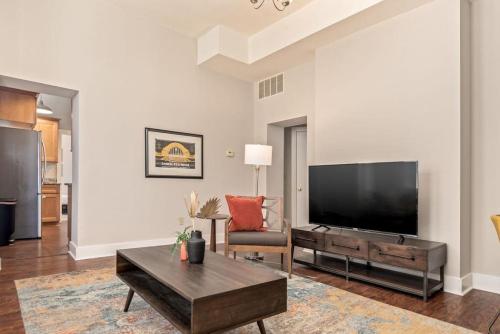 3 BR Soccer Stadium Fast Drive to OTR Downtown — 4-Star Luxury Hotel in Cincinnati, United States