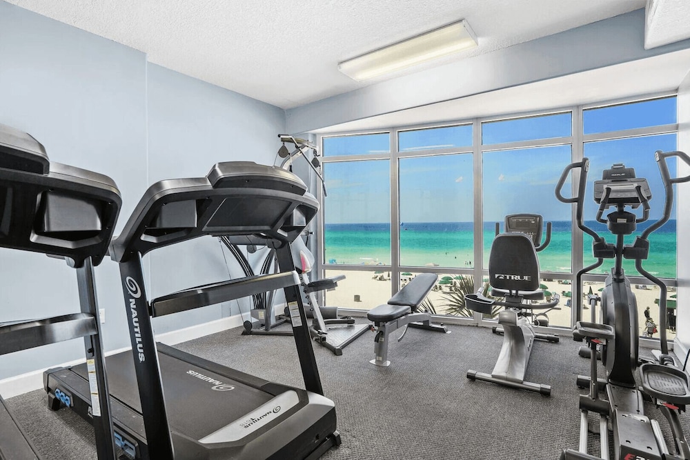 Emerald Isle Resort 1409 Beachfront Access Chairs Incl Pool Ocean Views - photo 19
