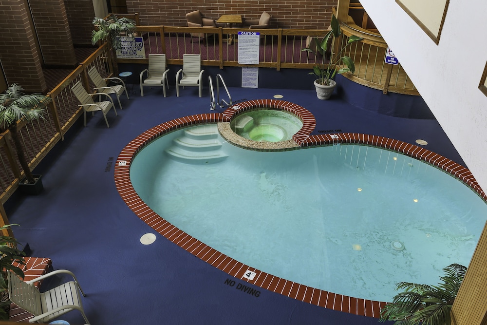 Airport Inn Hotel - photo 8