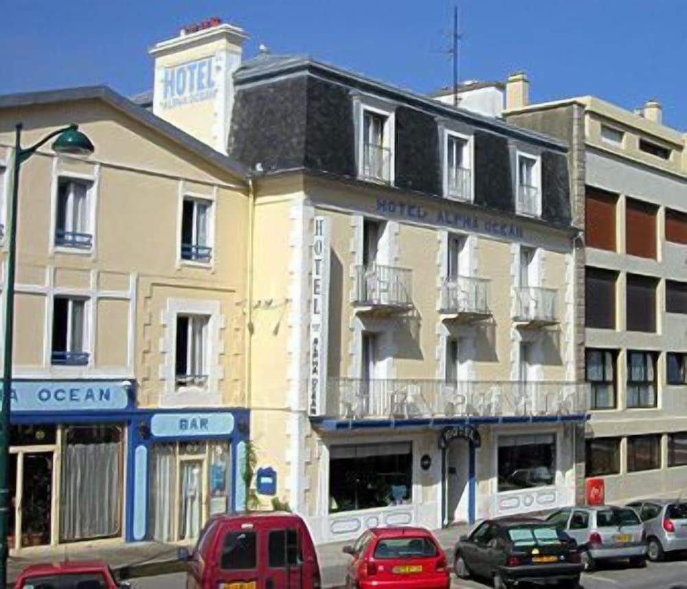 Hotel Alpha Océan in Saint-Malo, France