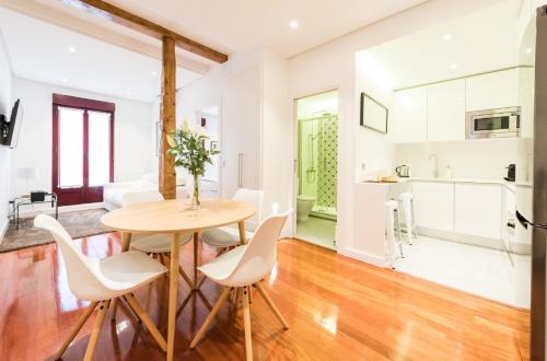 Malasana Suite MADFlats Collection Madrid