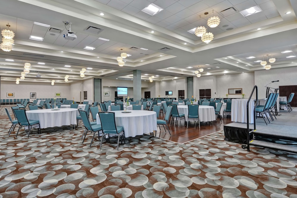 Hilton Garden Inn Fayettevile - photo 40
