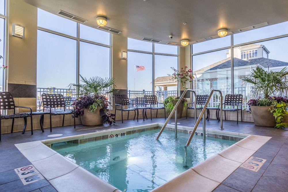 Hilton Garden Inn Salina - photo 26