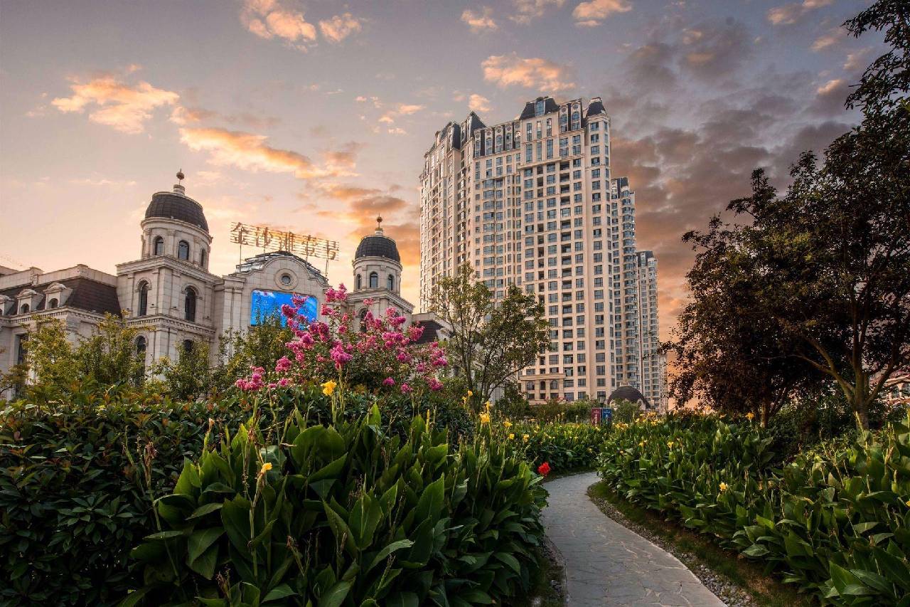 The Golden Beach No.1 Boutique Hotel — 4-Star Luxury Hotel in Qingdao, People's Republic of China