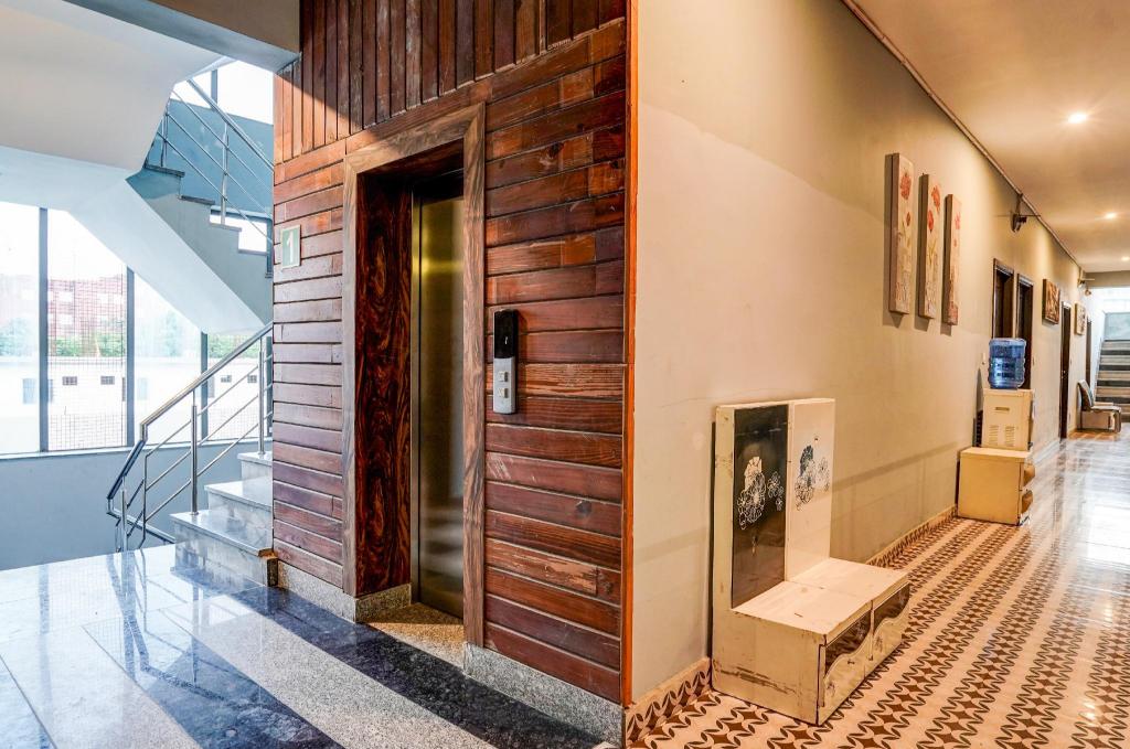 Fabhotel Heart Beat in Greater Noida, India