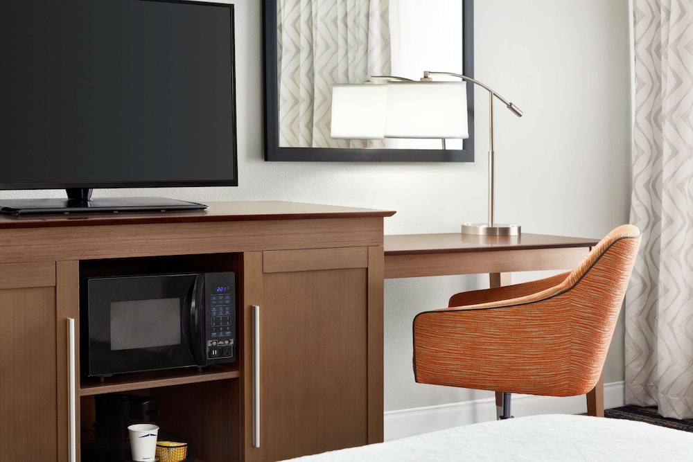 Hampton Inn Paris - photo 12