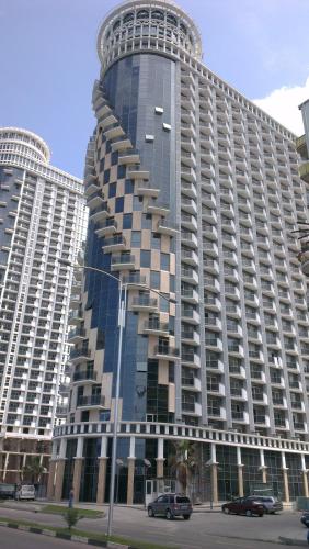 Sea Tower Apart 12