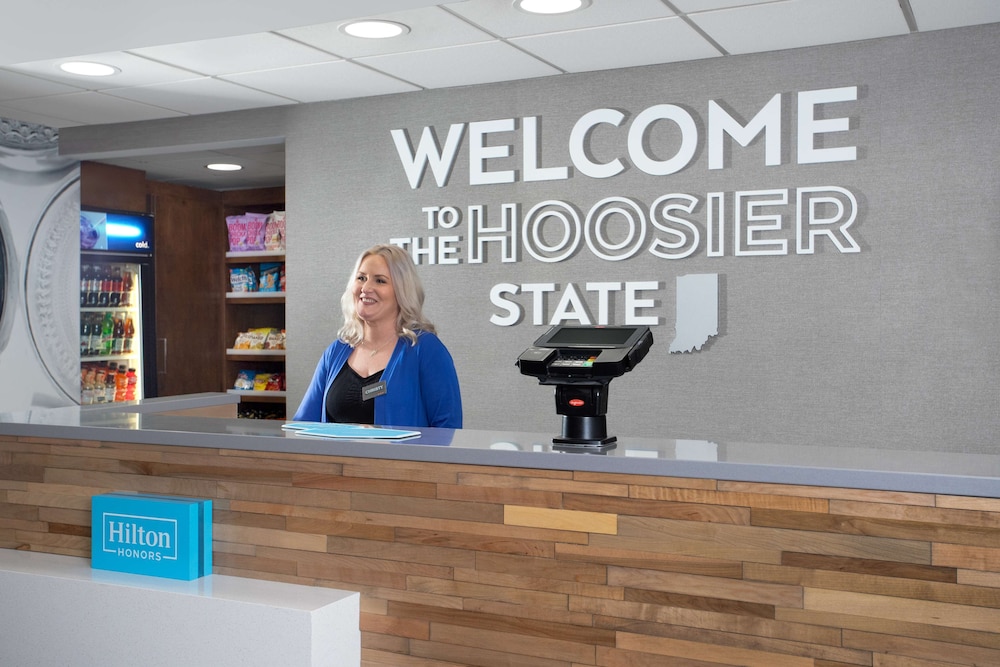 Hampton Inn & Suites Richmond IN - photo 2