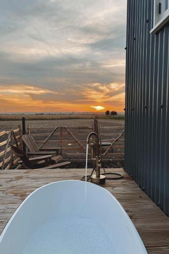 The Romney by Bloom Stays in Ashford, United Kingdom