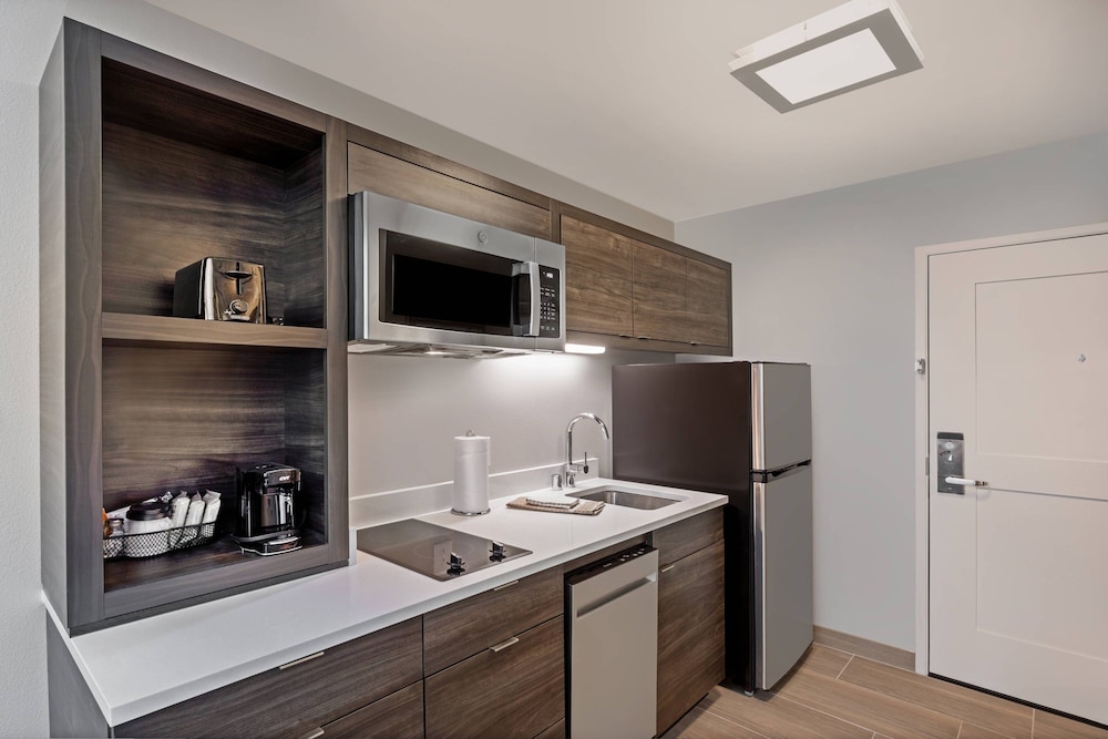 TownePlace Suites by Marriott Austin Northwest The Domain Area - photo 12