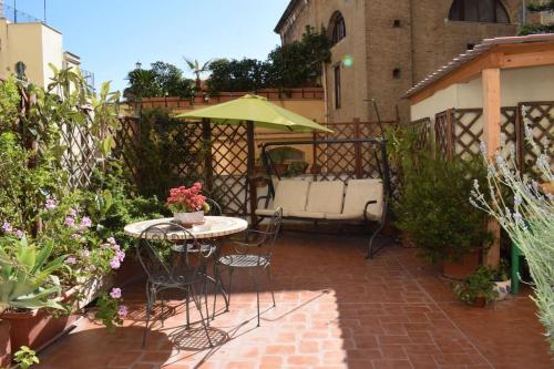 Terrace Flat in central Naples — 4-Star Luxury Hotel in Naples, Italy