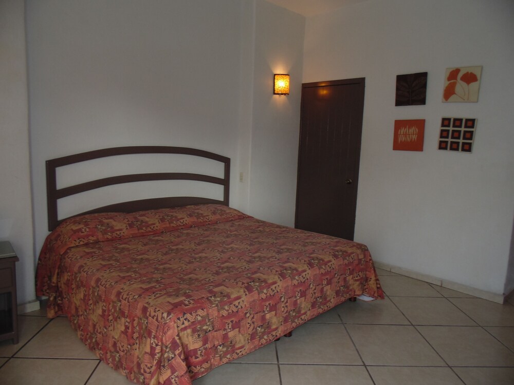 Ibiza Express Hotel — Tapachula — photo 5