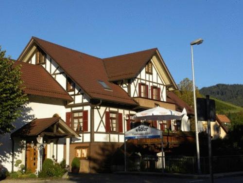 Hotel Restaurant Adler Bühlertal — hotel in Buhlertal