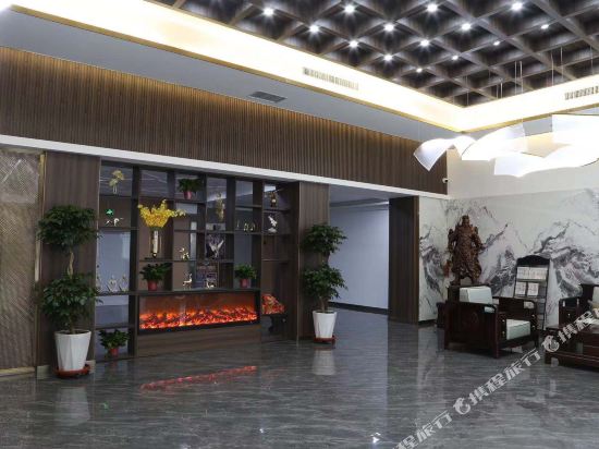Xixia Zhongzhou Holiday Hotel in Zijin, People's Republic of China