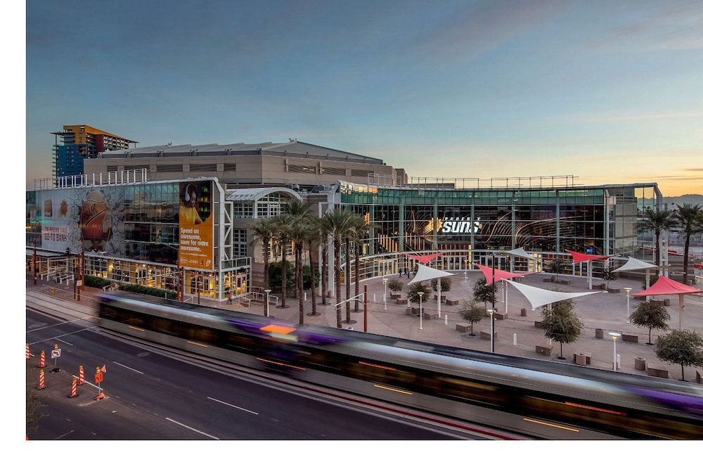 DoubleTree Suites by Hilton Phoenix - photo 85