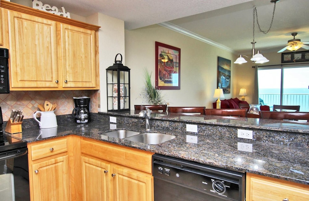 Crystal Shores West 1102 - photo 38