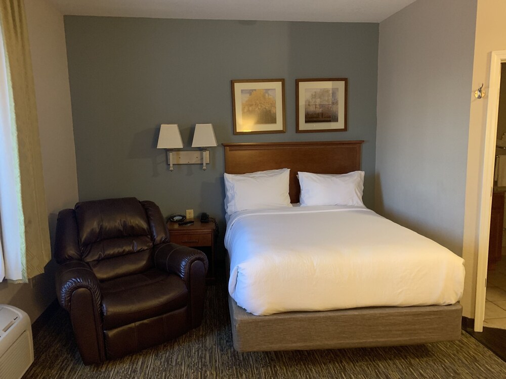 Candlewood Suites Augusta by IHG - photo 10