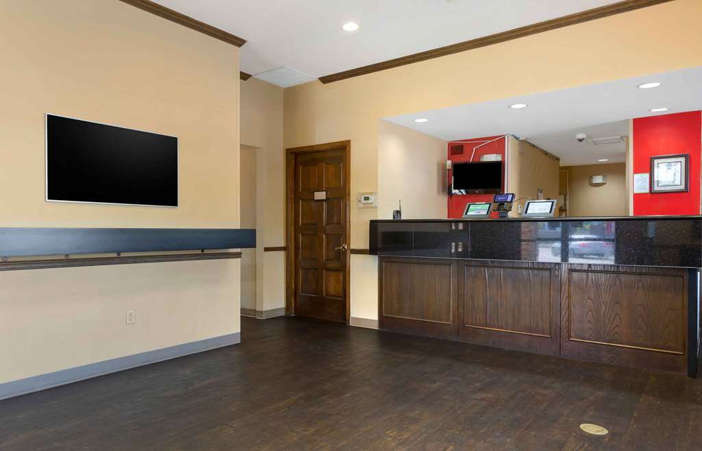 Extended Stay America Select Suites Phoenix Airport E Oak St - photo 4
