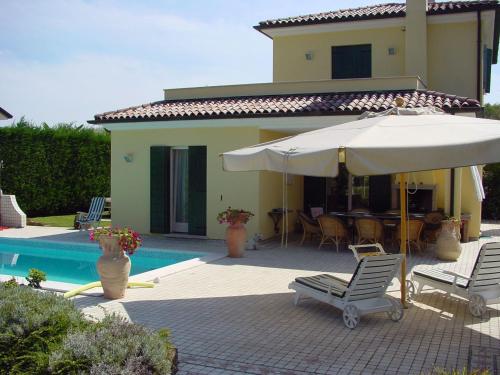 Scirocco - carbon neutral hotel in Unknown City