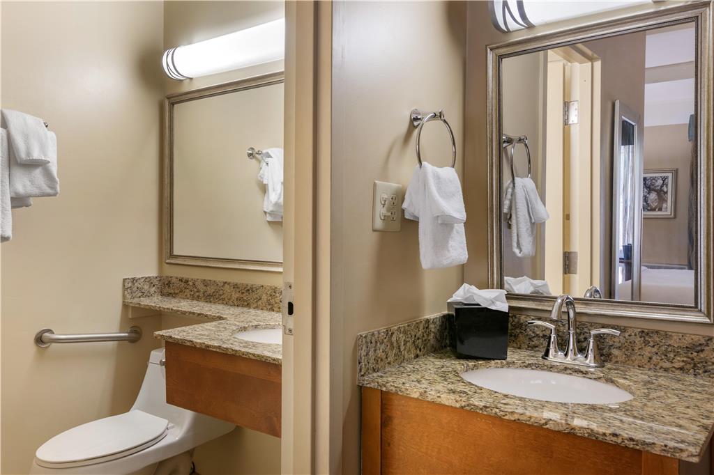 Best Western Charleston Inn - photo 36