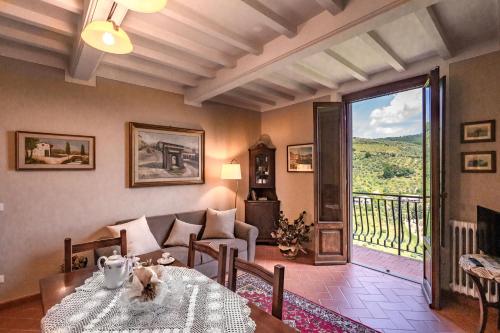 Panoramic apartment — 4-Star Luxury Hotel in Massa, Italy