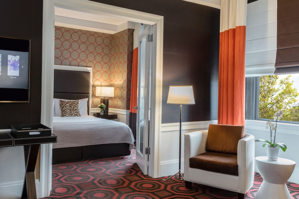 Empire Hotel - photo 41