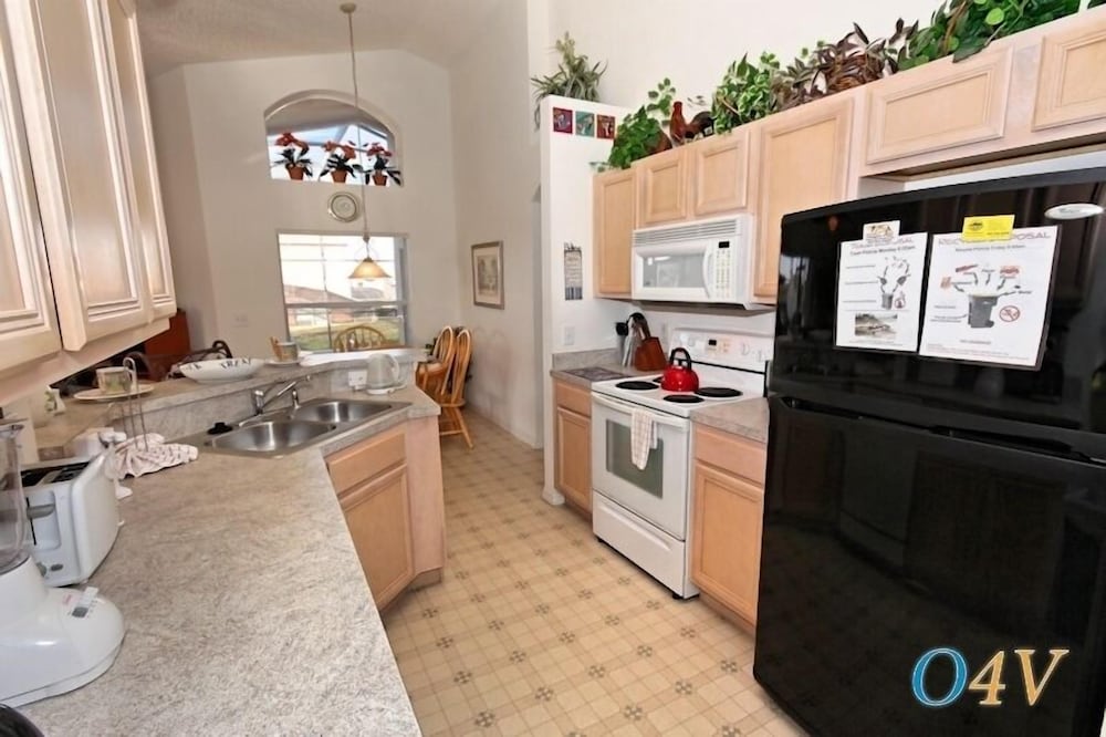 Ov248 Emerald Island 4 Bed 3 Baths Townhome - photo 24