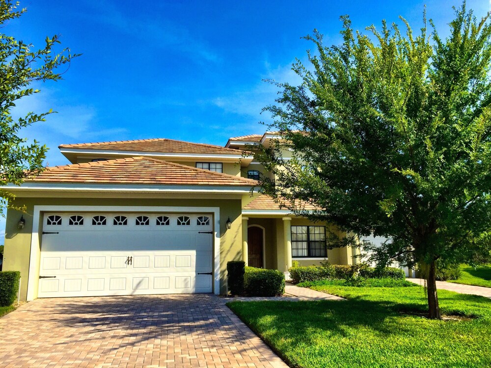 Florida Finesse Property Management - featured photo