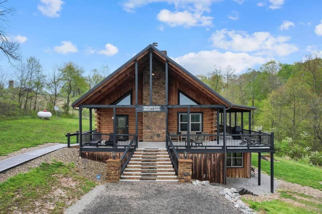 Serenity Ridge Scenic Luxury Log Estate Getaway
