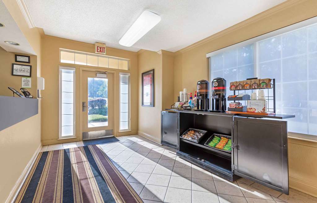 Extended Stay America Suites Washington DC Falls Church - photo 7