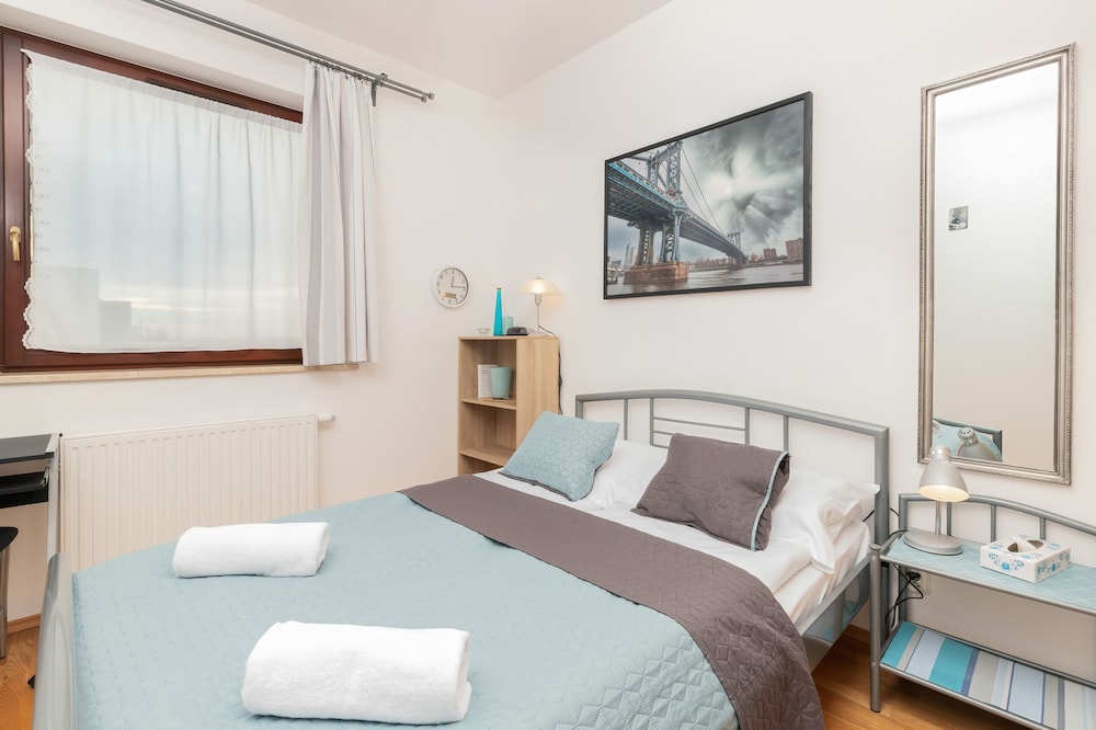 Apartment Gdańsk Jabłoniowa by Noclegi Renters — 4-Star Luxury Hotel in Gdansk, Poland