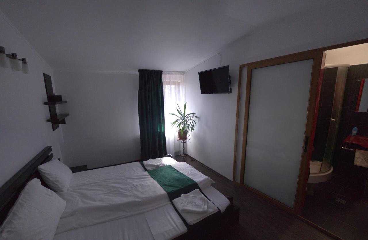 Escala Rooms — hotel in Ghimbav