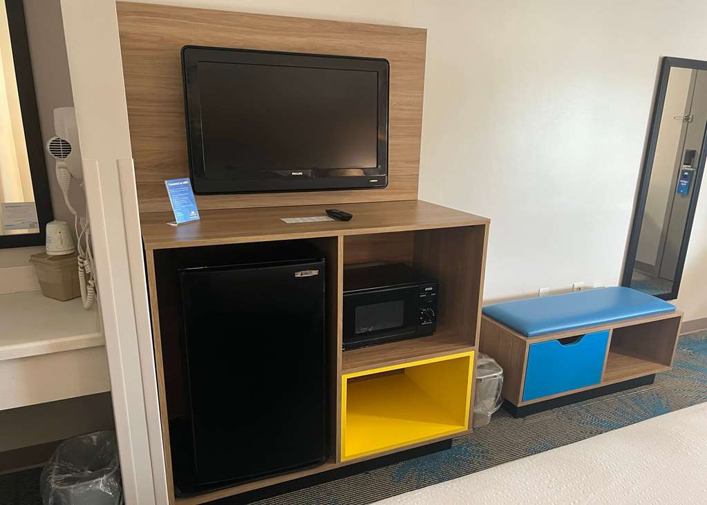 Days Inn by Wyndham Valdosta I 75 - photo 25
