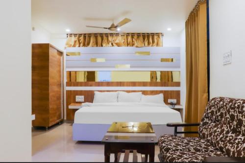 Hotel Menaka in Vijayawada, India