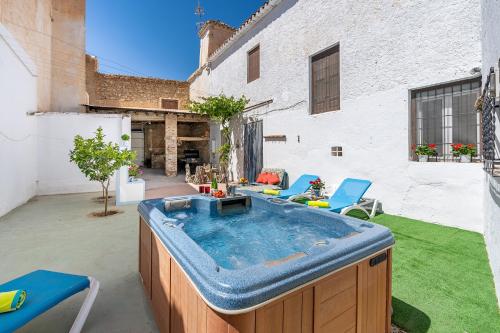 Casa Amelia y Juan de Dios — 4-Star Luxury Hotel in Padul, Spain