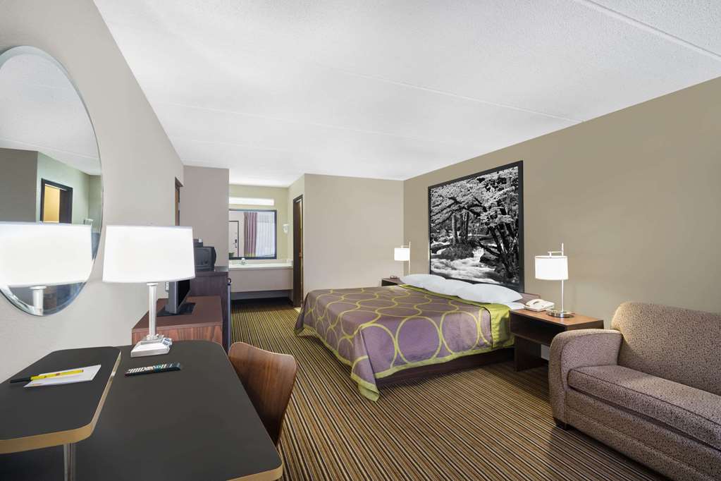 Super 8 by Wyndham Knoxville North Powell - photo 10