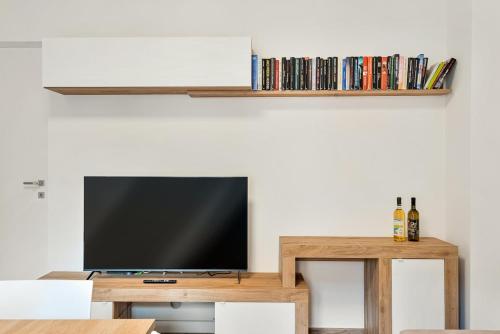 Luxury Apartment Colibrì — 4-Star Luxury Hotel in La Spezia, Italy