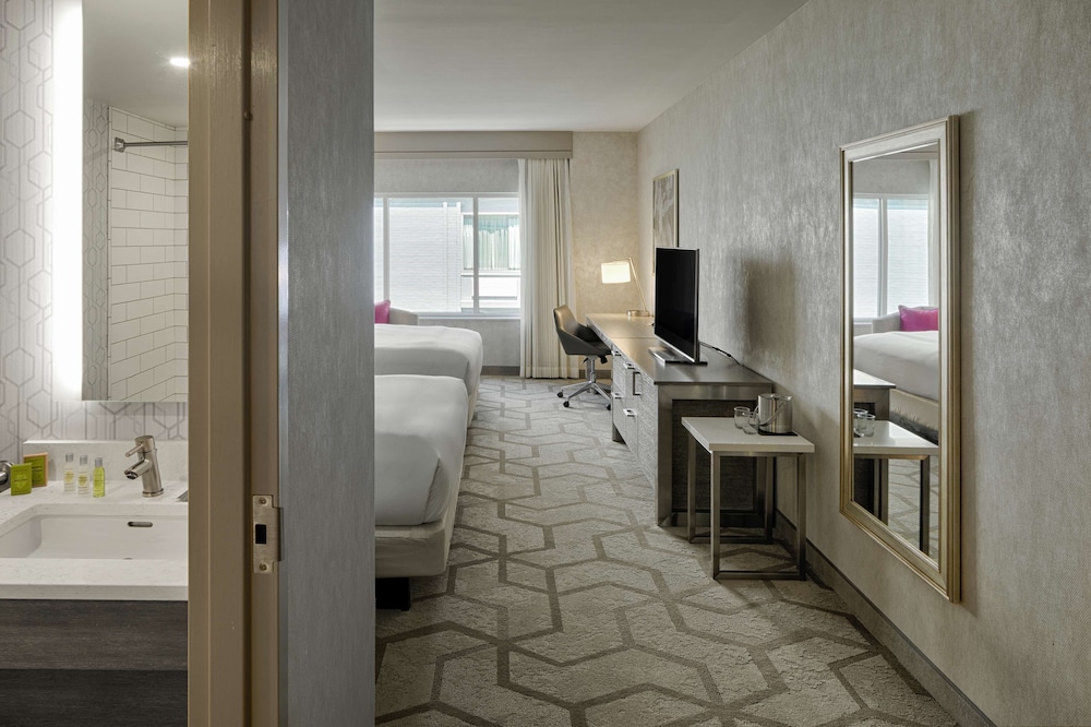 The Kingsley Bloomfield Hills a DoubleTree by Hilton - photo 36