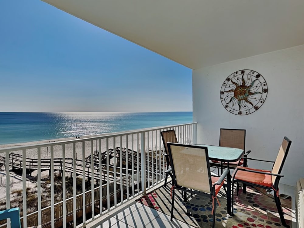 Perdido Sun by Meyer Vacation Rentals — 4-Star Luxury Hotel in Pensacola, United States