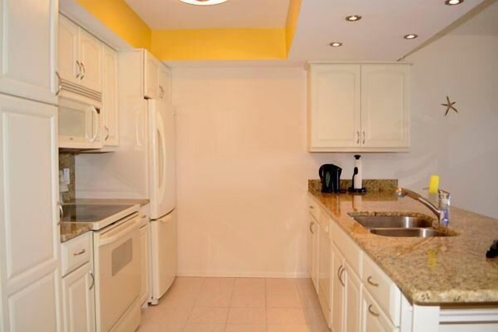 Sunset Terrace 204 - photo 7