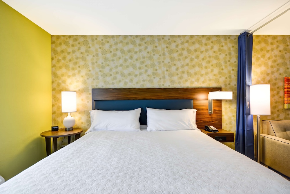 Home2 Suites by Hilton Decatur Ingalls Harbor - photo 7