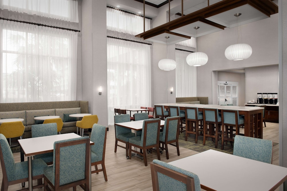 Hampton Inn & Suites Orangeburg - photo 34